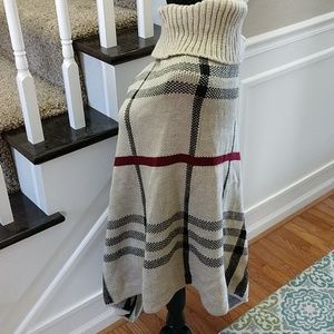 unknown Sweaters - Fall poncho unknown Sweaters - Fall poncho